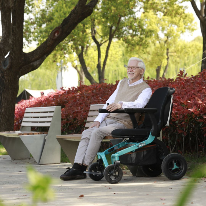 Golden Technologies GP303 Ally Lightweight / Folding Power Chair | 330lb Capacity | 5 MPH Speed | 9 Mile Range