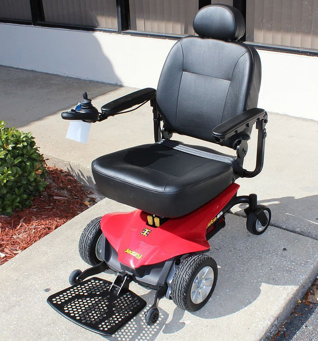 Pride Jazzy Elite ES Power Wheelchair | In-Line Front-Wheel Drive | 300lb Capacity | 13.5 Mile Range | 4 MPH Speed